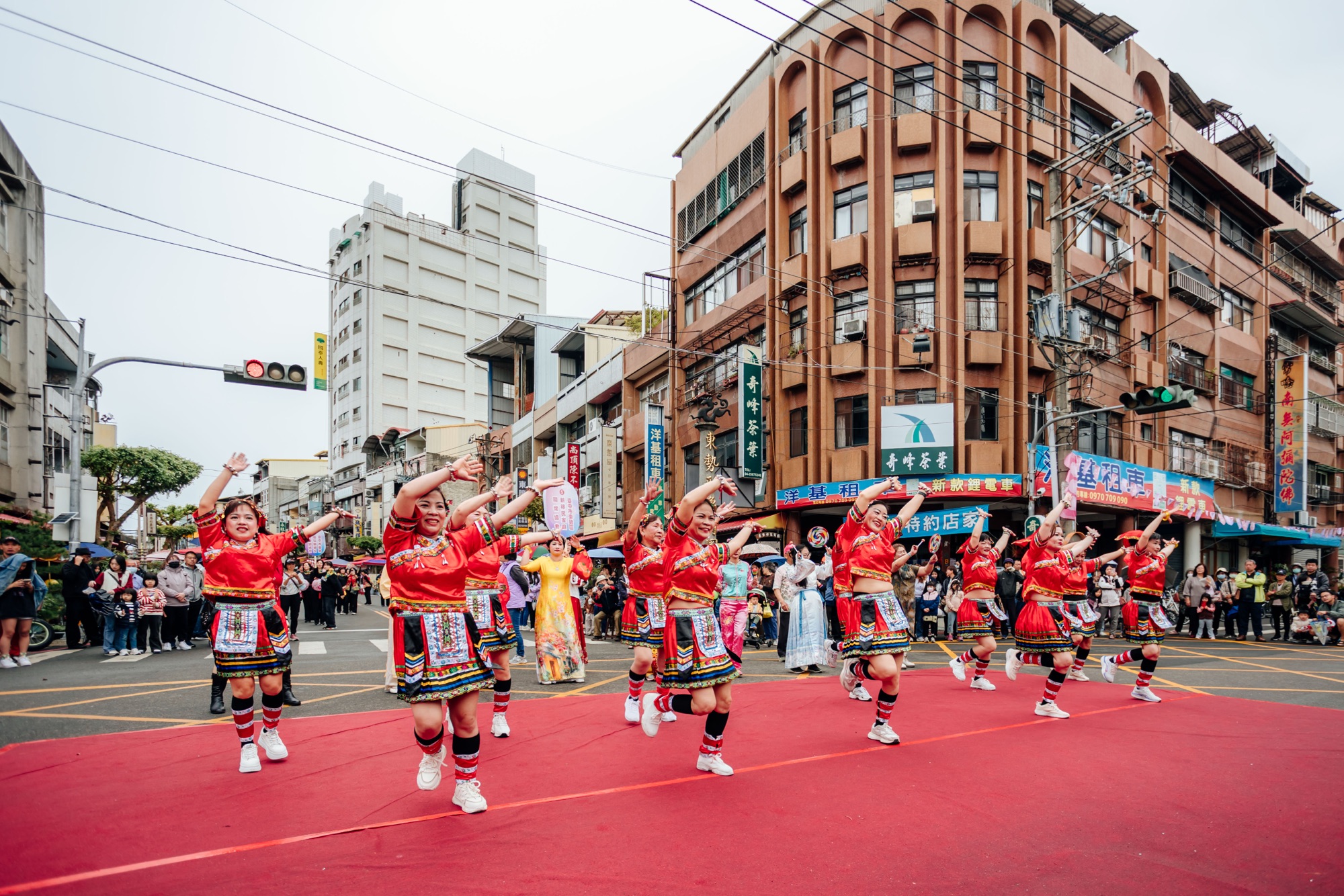 2026最潮客家節慶！台中東勢新丁粄節 踩街馬戲大粄歌舞處處驚喜